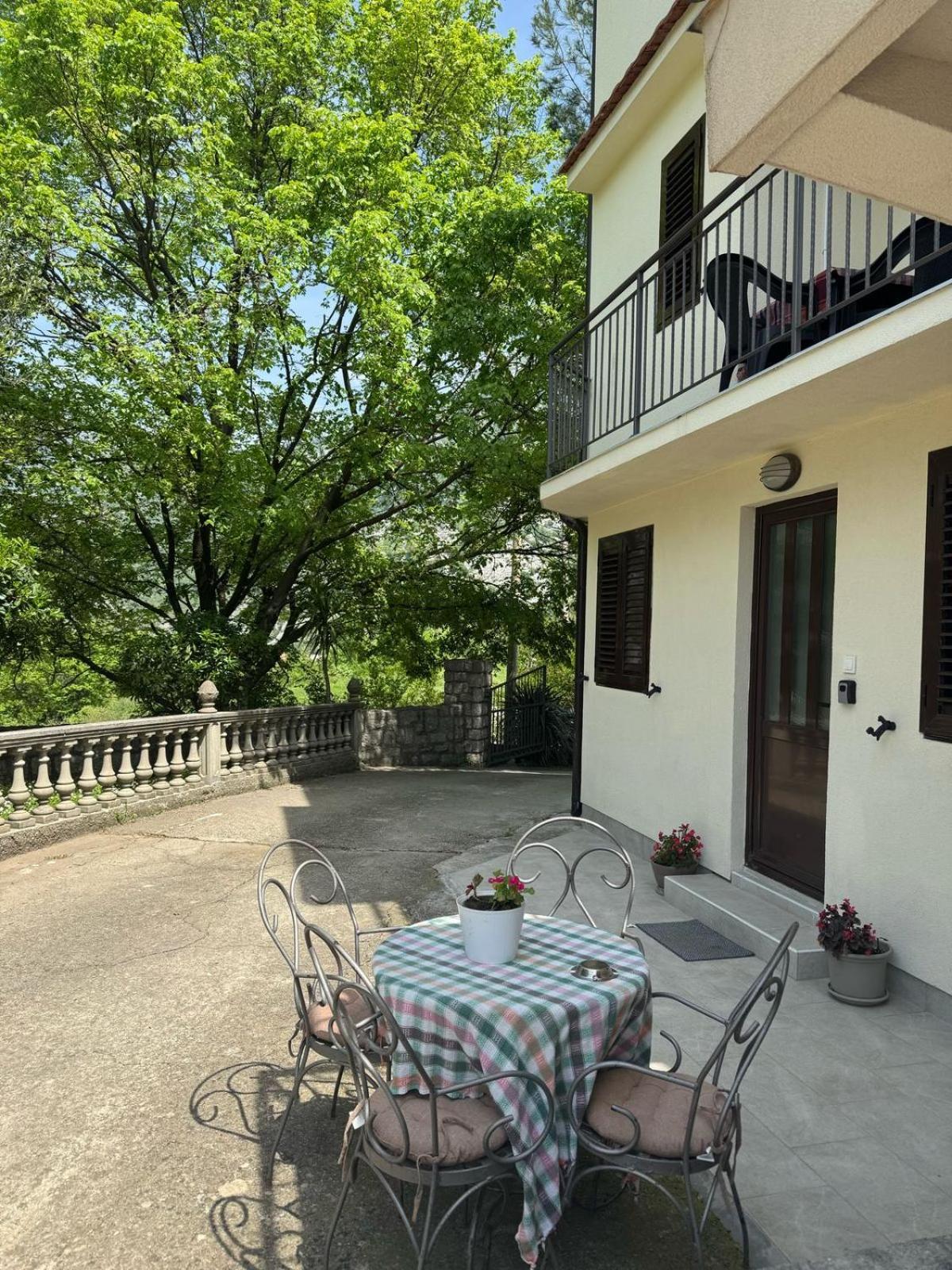 Ferienwohnung Midpoint Kotor Exterior foto